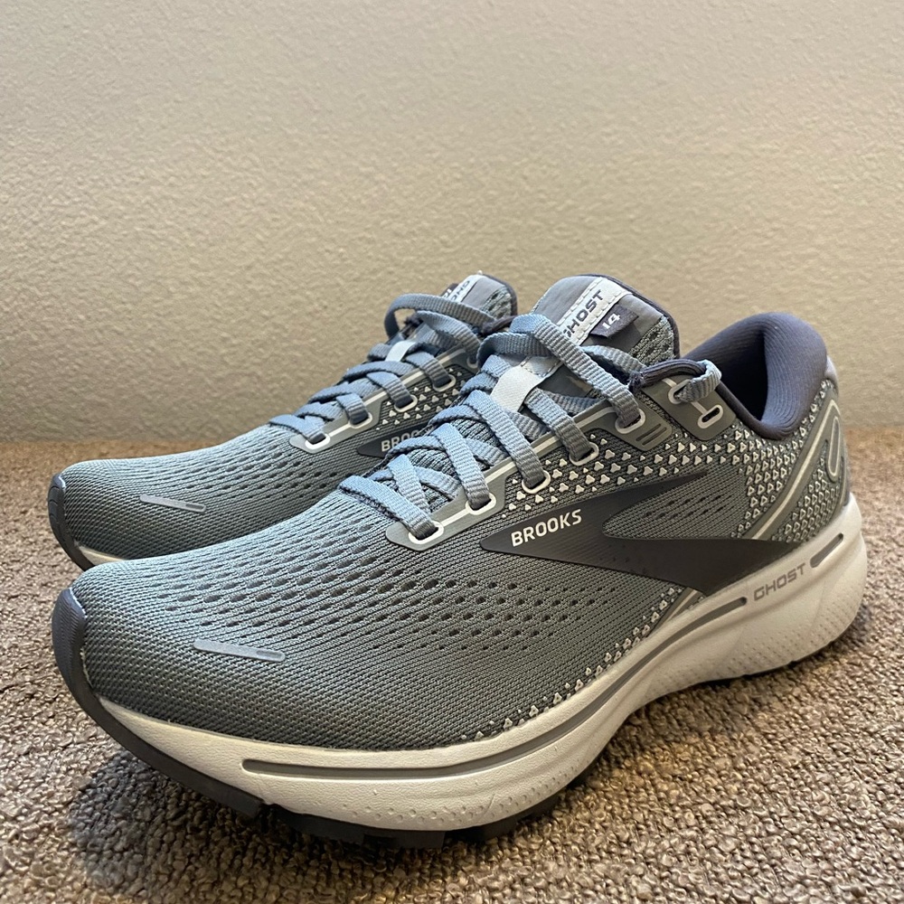 Brooks Ghost 14 Men’s 7D / Women’s 8.5 B Running Shoes in Gray